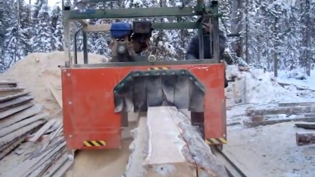 Пилорама дисковая в лесу смотреть онлайн