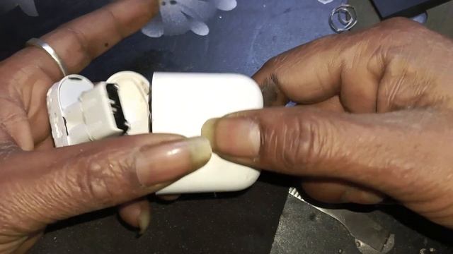 Apple Airpods 2 | How To Open Apple Airpods Case | Dead Problem