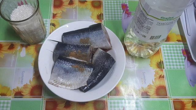 Питаюсь месяц на 4500 руб. День № 20. Капустный салат, сельдь с рисом