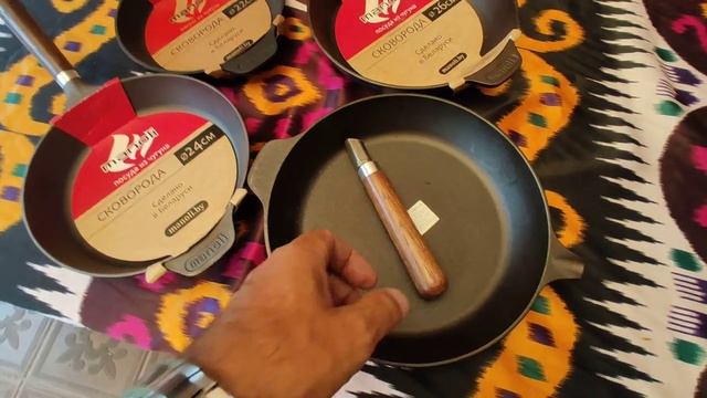 Классическая белорусская чугунная сковорода Manoli со съемной ручкой смотреть онлайн