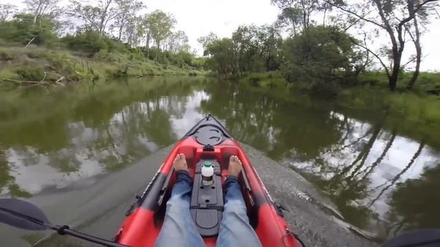 Twin Electric Motor Test on Dragon Hunter Kayak Plus a Surface Bass! смотреть онлайн