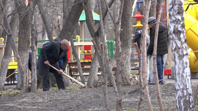 ОБЩЕГОРОДСКОЙ СУББОТНИК ПРОШЕЛ В ПЕТРОПАВЛОВСКЕ смотреть онлайн