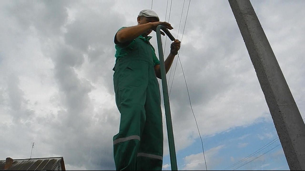 Тянем силовой кабель через гнутую трубу. смотреть онлайн