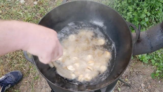 Пельмешки фри в казане | Лучшая закуска к пиву смотреть онлайн