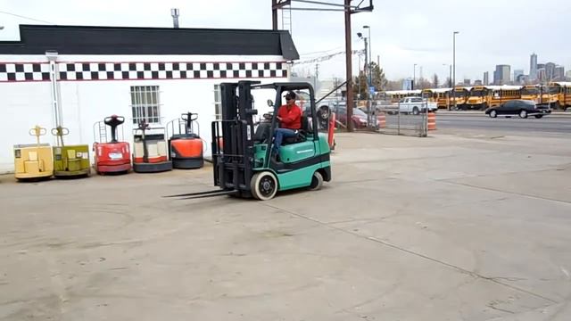 Western Material Handling #D20539 Mitsubishi FGC25K 5k cushion forklift смотреть онлайн