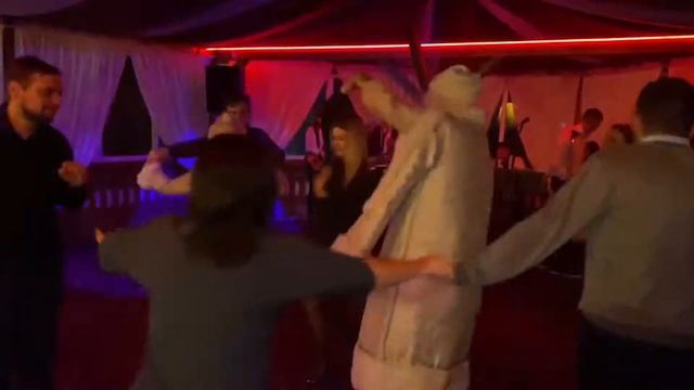 Дед Мороз и Снегурочка в Бресте смотреть онлайн