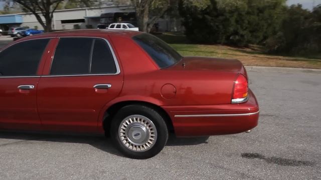 1998 Ford Crown Victoria Police Interceptor Street Appearance 68k ORIGINAL MILES $5995 смотреть онлайн