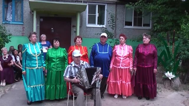 Не грусти казачка-исп.ансамбль "Волжские зори" ТОС "ВОЛГАРЬ" в гостях у ТОС "АЛЬФА" май 2013 смотреть онлайн
