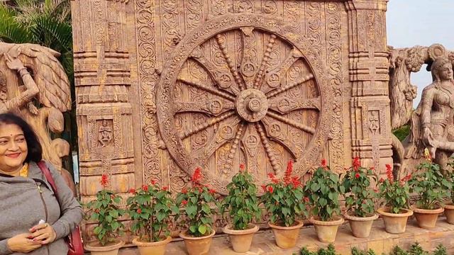 পুরীর এখানে এলে দেখতে পাবেন মিনি গোয়া। GOLDEN SEA BEACH | смотреть онлайн