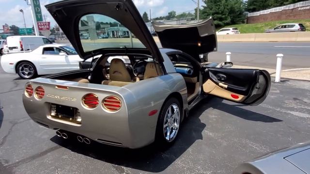 1999 Chevrolet Corvette Coupe смотреть онлайн