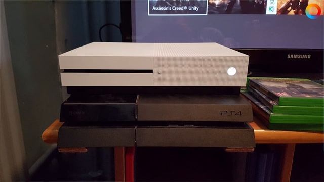 PS4 SLIM — ДЕТАЛИ И ПЕРВЫЕ ФОТОГРАФИИ смотреть онлайн