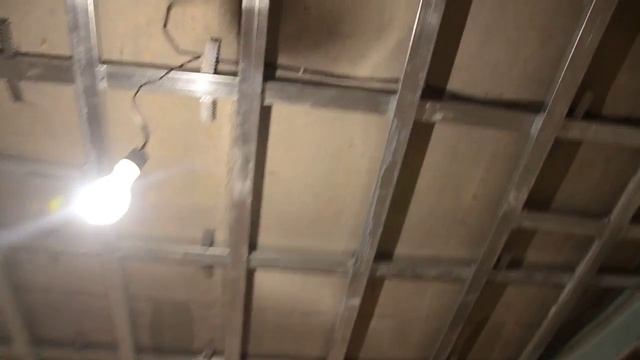 Двойное усиление потолка гипсокартона