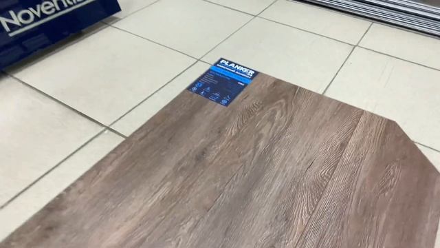 SPC ламинат Planker Дуб Мажестик 4002