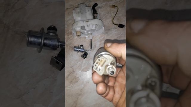 Hyundai Tucson Замена топливного фильтра насоса смотреть онлайн