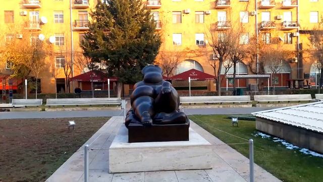 Каскад в Ереване смотреть онлайн
