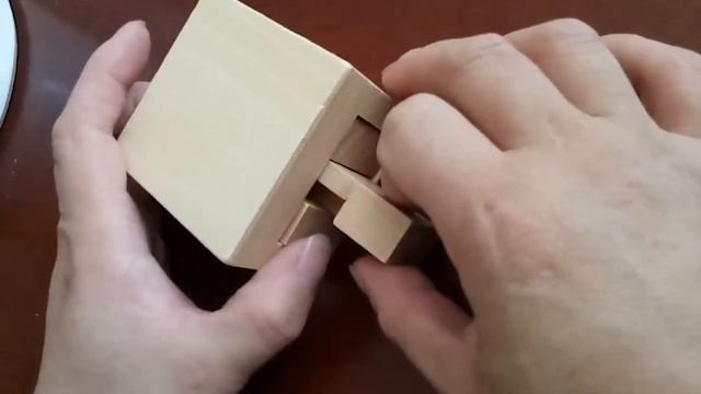 Wooden Sliding Cube Puzzle смотреть онлайн