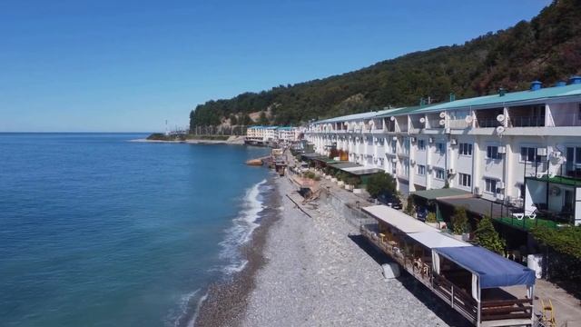 Волконка великолепная! Но море подбирается к ЖД. Волконка 2021. ?ЛАЗАРЕВСКОЕ СЕГОДНЯ?СОЧИ. смотреть онлайн