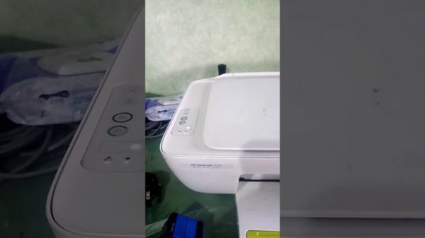 HP Deskjet 2130 не видит картриджи