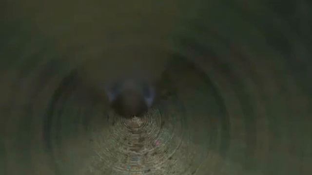 Подение капли в замедленной съёмке