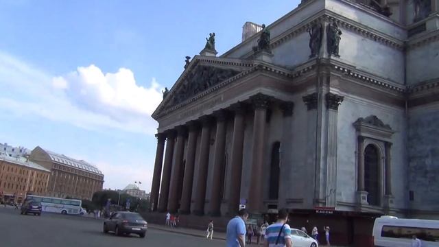 5) У Исаакиевского собора после Олимпийской зарядки_Танюшка Курчина_29.06.2013 СПб смотреть онлайн