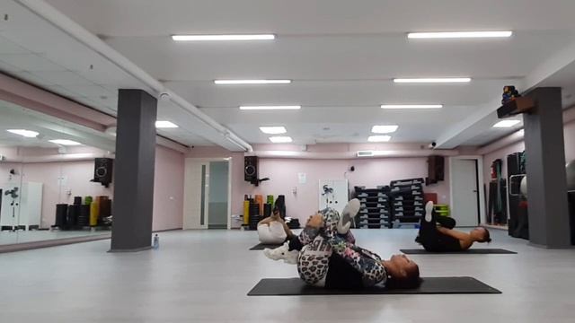 пресс и растяжка / stretching смотреть онлайн