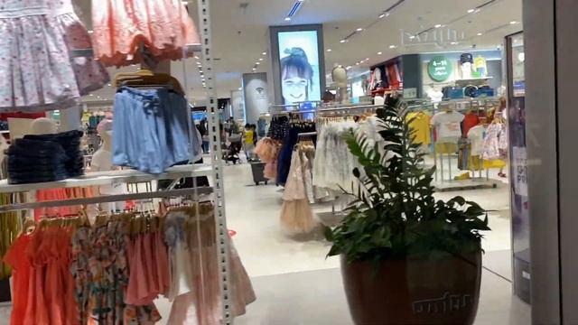 Marina Mall Abu Dhabi #Marina #Mall #AbuDhabi #HBCL #UAE #MarinaMallAbuDhabi #Shopping