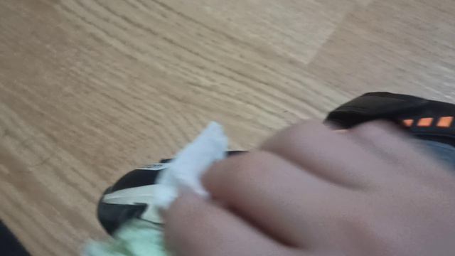 как очистить белую подошву. смотреть онлайн