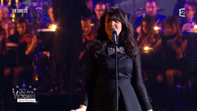 Indila Ajoyib Fransuzcha