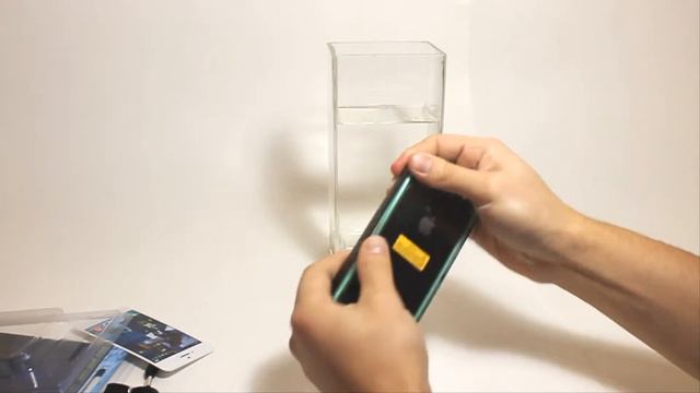Водонепроницаемые чехол для iPhone смотреть онлайн