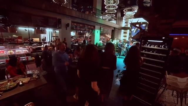 8 марта в ресторане Комбинат смотреть онлайн