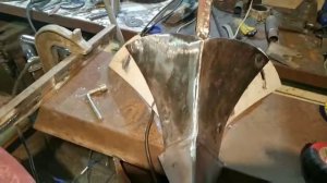 Завершающий этап изготовления польского окучника.