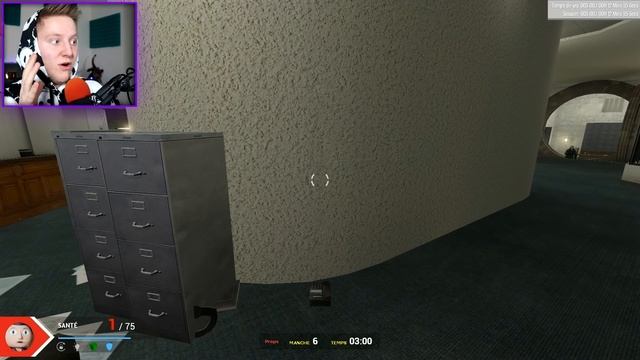 ТРОЛЛИНГ-ПРЯТКИ В БАНКЕ! | GMOD смотреть онлайн