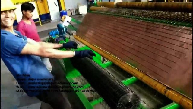 Roll Electrical welded wire mesh welding machine sold to India смотреть онлайн