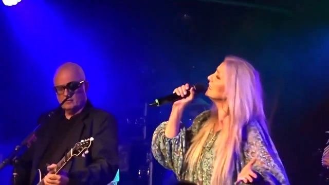 Sass Jordan sings David Bowie смотреть онлайн