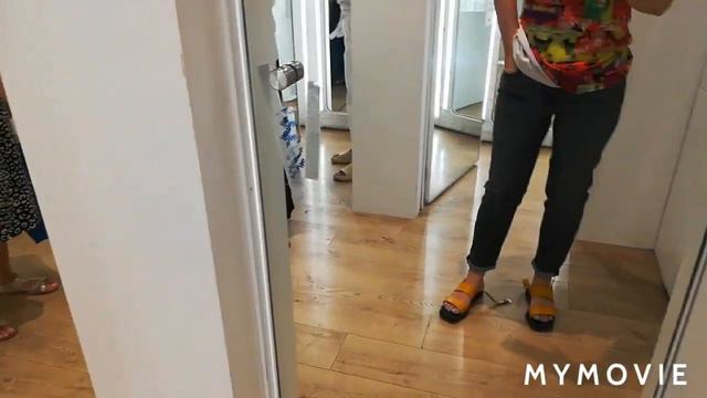Немного шопинга 😁 серьёзный фейсконтроль😠 в MIGROS смотреть онлайн