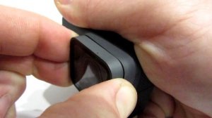 Как снять защитную рамку объектива на GoPro
