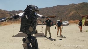 Новый робот делает солдат устаревшим( Boston Dynamics от Corridor)Кожаные ублюдки, робот и полигон