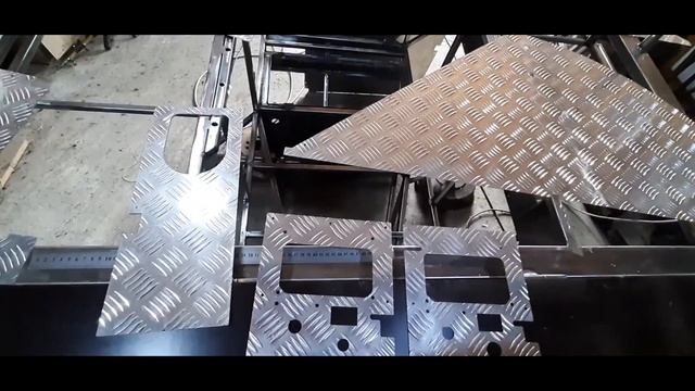 Подготовка вездехода к покраске смотреть онлайн