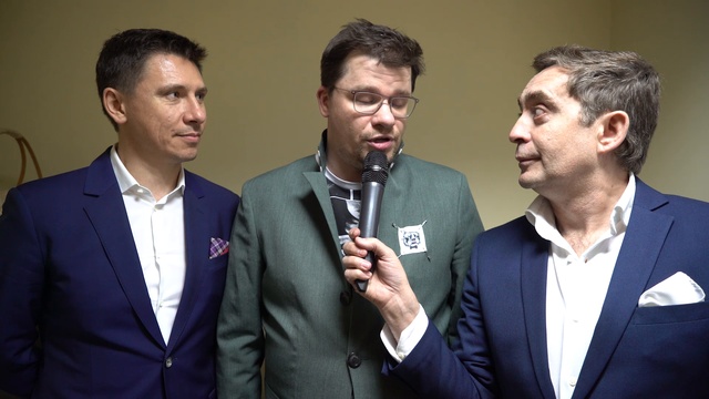 Comedy. Во всем виноваты стулья...