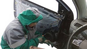 Ремонт ограничителей дверей | Opel Astra H GTC