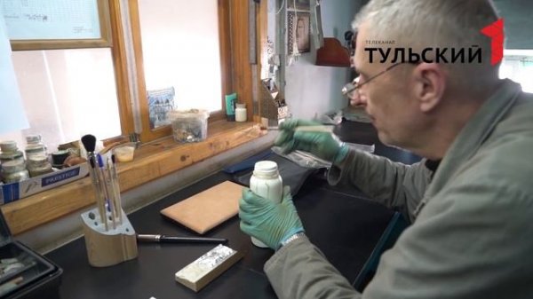 ИЗНУТРИ: КОЛОНИИ