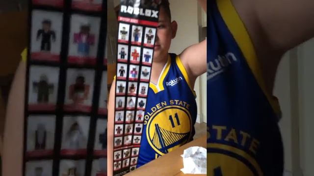 Фигурки роблекс Roblox распаковка чек! Фигурка марвел! смотреть онлайн