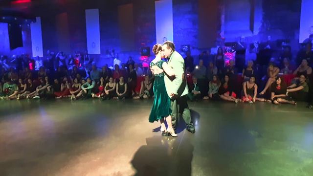 Chicho Frumboli e Joana Sepulveda - 4/6 смотреть онлайн
