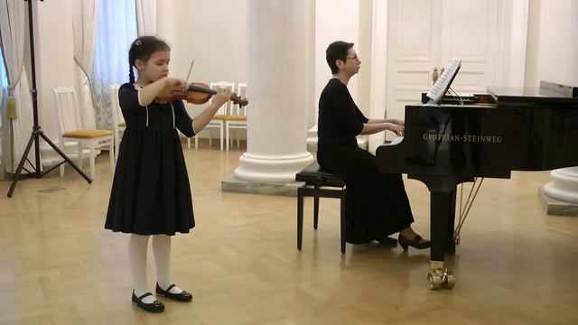 Филонова Аня (8л) Шер "Бабочки" смотреть онлайн