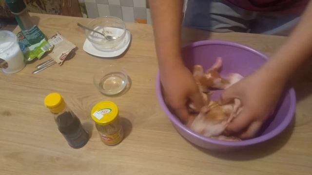 КУРИНЫЕ КРЫЛЫШКИ В ДУХОВКЕ!!! ПРОСТО ПАЛЬЧИКИ ОБЛИЖЕШЬ!!! смотреть онлайн