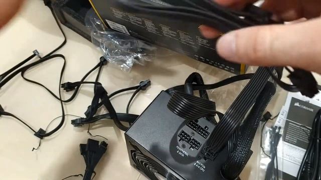 Блок питания Corsair TX 850M смотреть онлайн