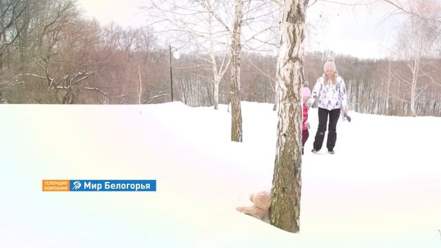 «Белая береза». Новогодняя открытка смотреть онлайн