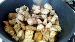 Мясо с баклажанами на сковороде | Быстрый и вкусный ужин!