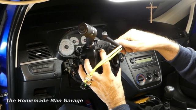 Fiat Grande Punto (Punto EVO, Punto 2012) Sostituire Il Devioluci TUTORIAL