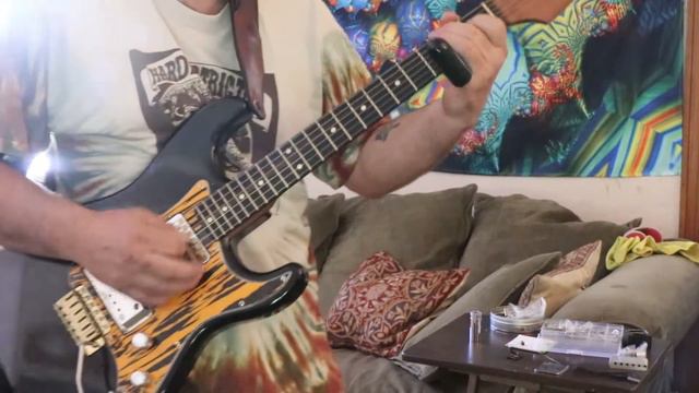 Finished My Coodercaster смотреть онлайн